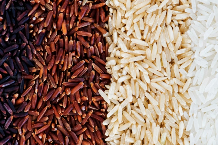 columns of rice grains in various shades